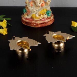 Small Diya with Lotus Design